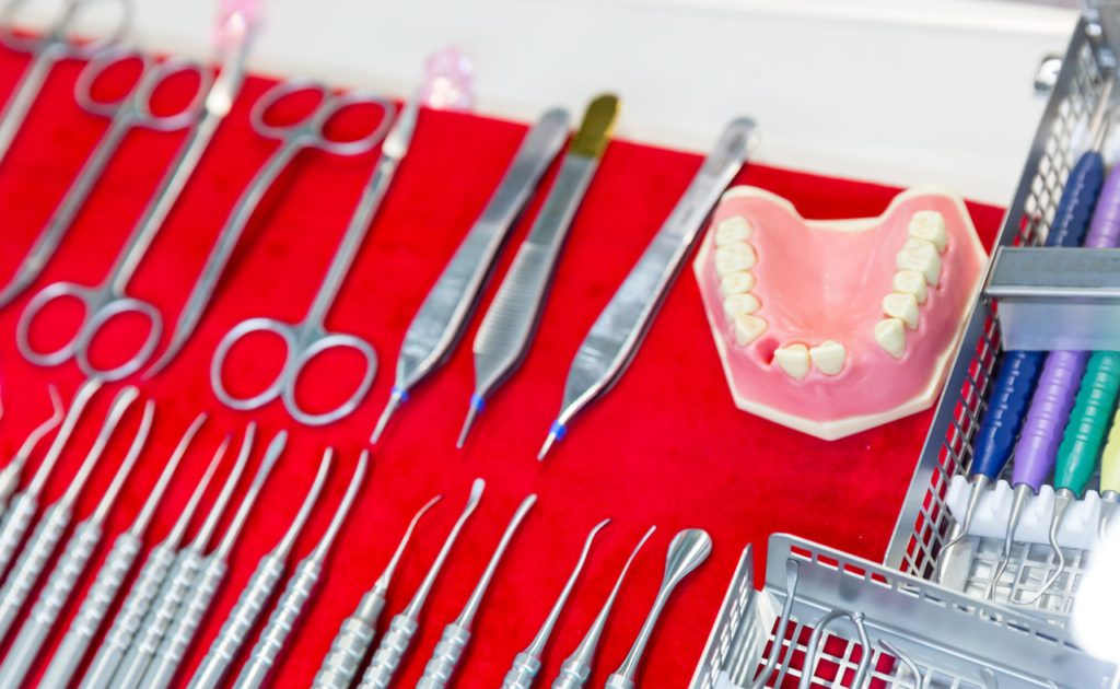 Narzędzia chirurga stomatologicznego